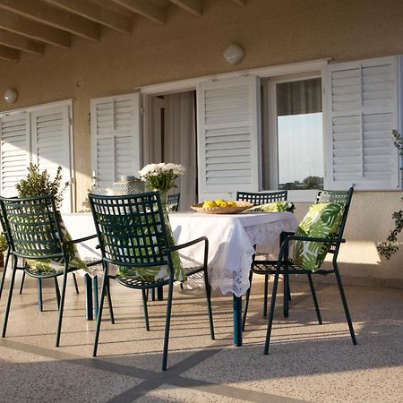 Pegasus Apartments & Rooms Makarska Exterior foto